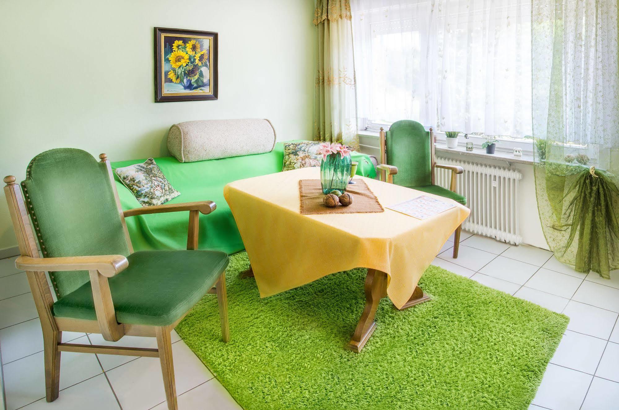 Hotel Hirsch Фройденштадт Экстерьер фото